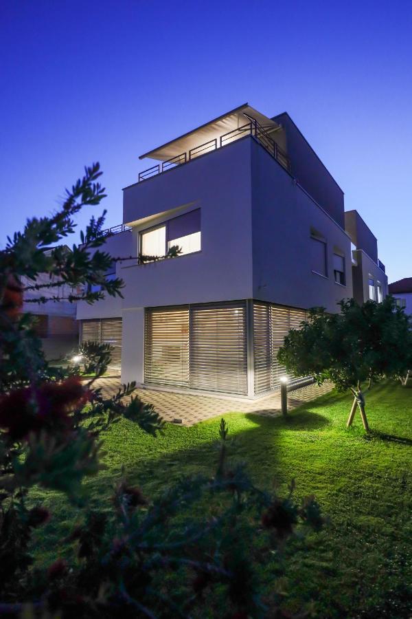 Caisa- Luxury Apartment 20 M From The Sea Zára Kültér fotó