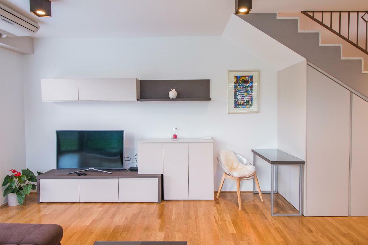 Caisa- Luxury Apartment 20 M From The Sea Zára Kültér fotó