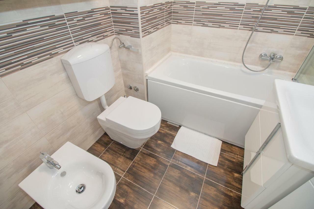 Caisa- Luxury Apartment 20 M From The Sea Zára Kültér fotó