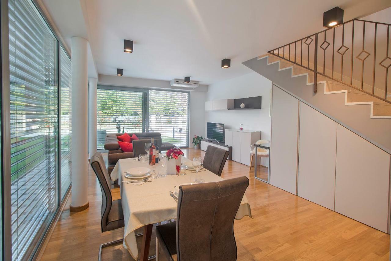 Caisa- Luxury Apartment 20 M From The Sea Zára Kültér fotó
